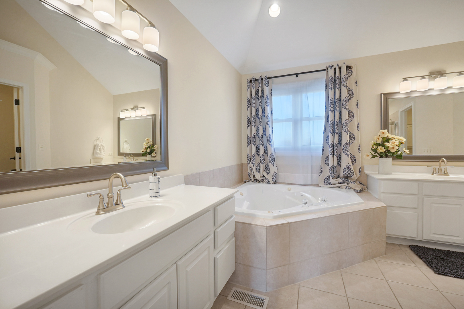 3135 Wild Meadow Lane, Aurora, IL 60504