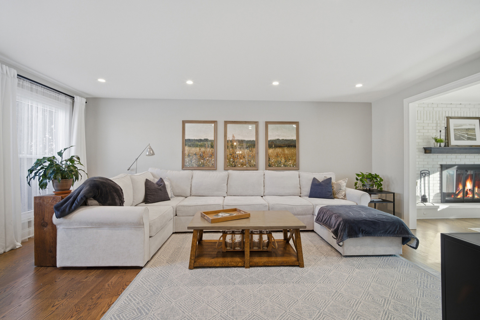 Arlington Heights, IL 60004