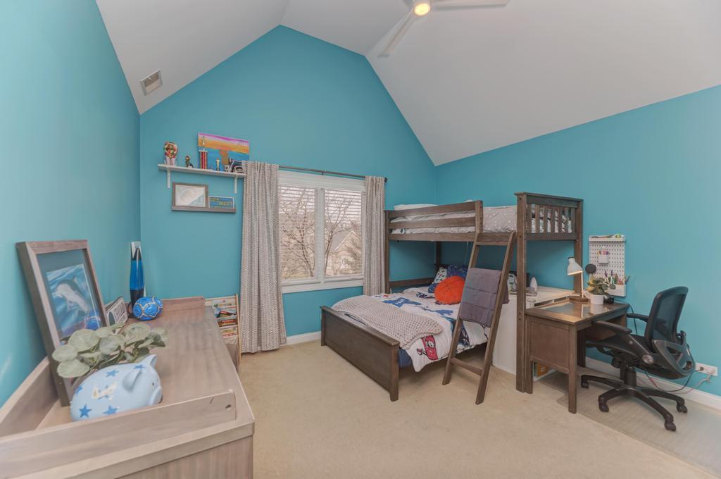 1061 Sean Circle, Darien, IL 60561