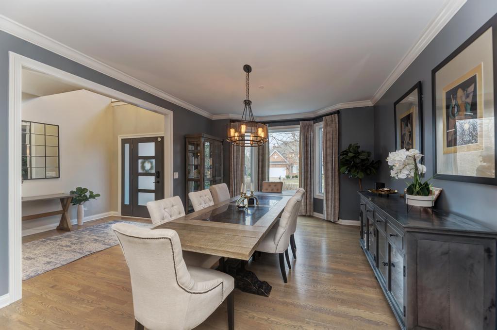 1061 Sean Circle, Darien, IL 60561