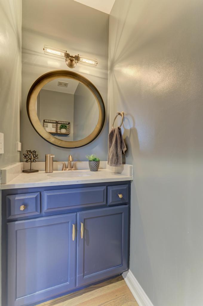 1061 Sean Circle, Darien, IL 60561