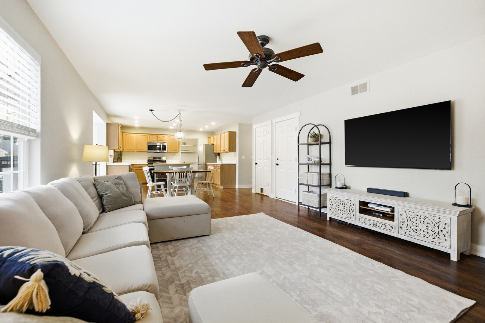 1331 S 7th Street, St. Charles, IL 60174