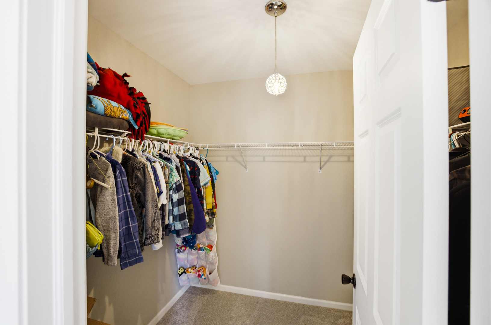 1331 S 7th Street, St. Charles, IL 60174