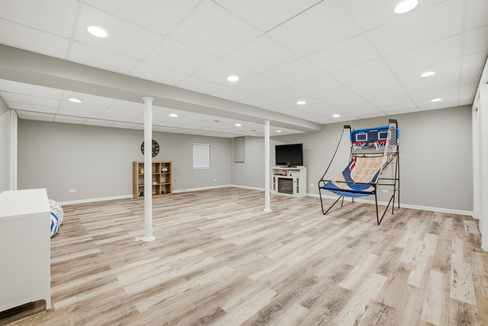 1331 S 7th Street, St. Charles, IL 60174