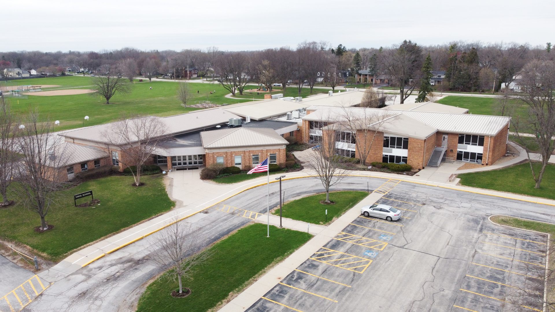 1331 S 7th Street, St. Charles, IL 60174