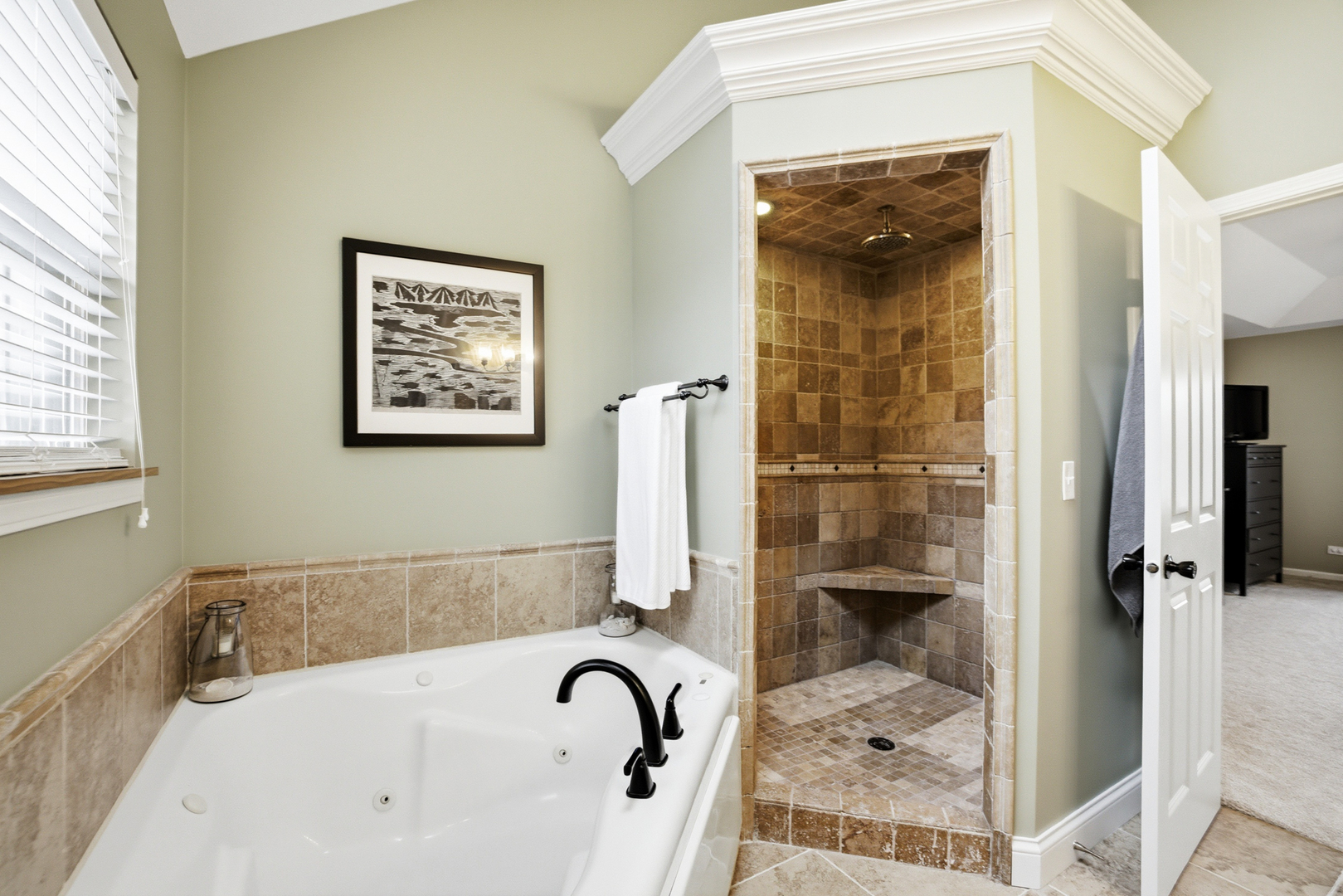 1331 S 7th Street, St. Charles, IL 60174