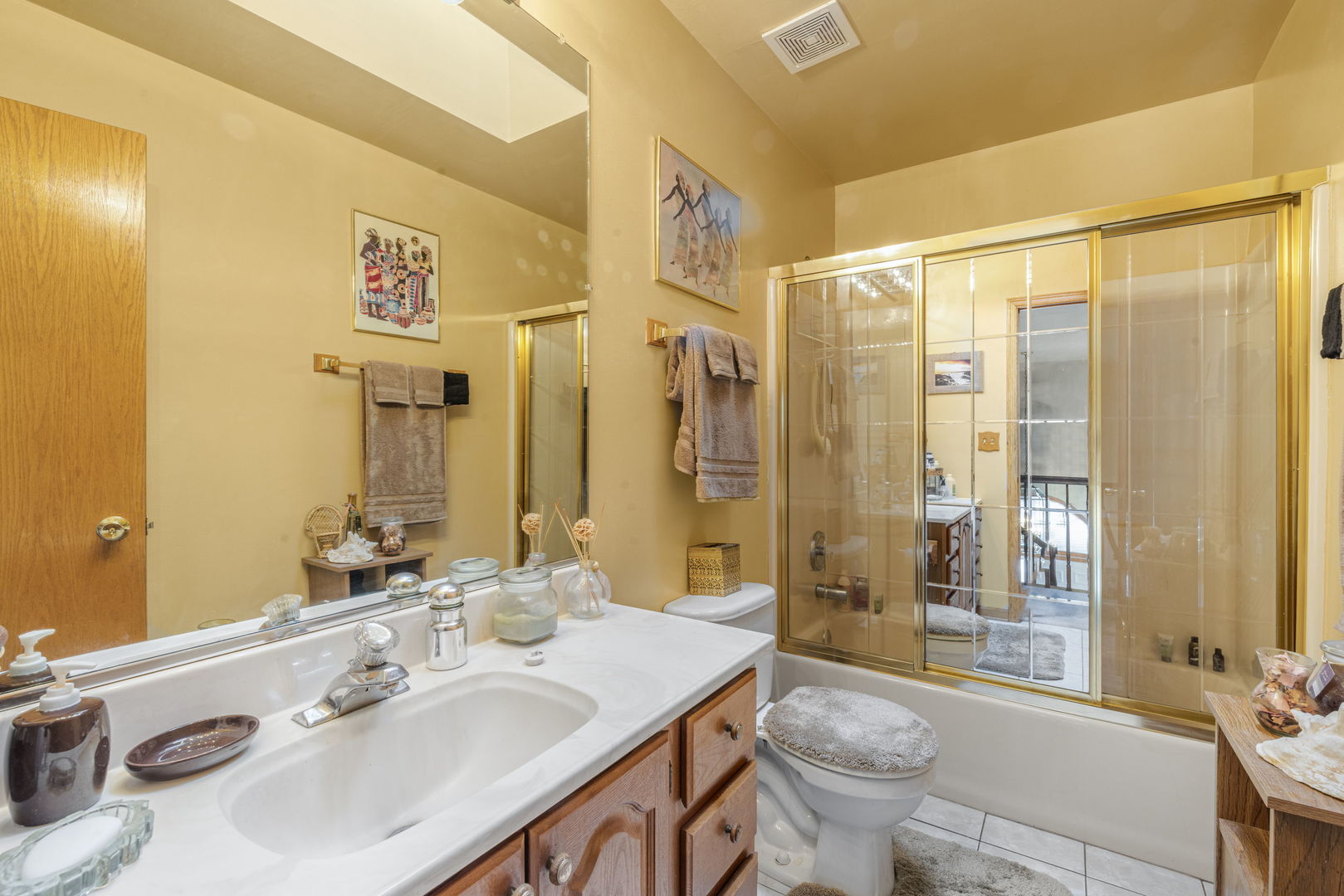 156 Winston Drive, Bolingbrook, IL 60440