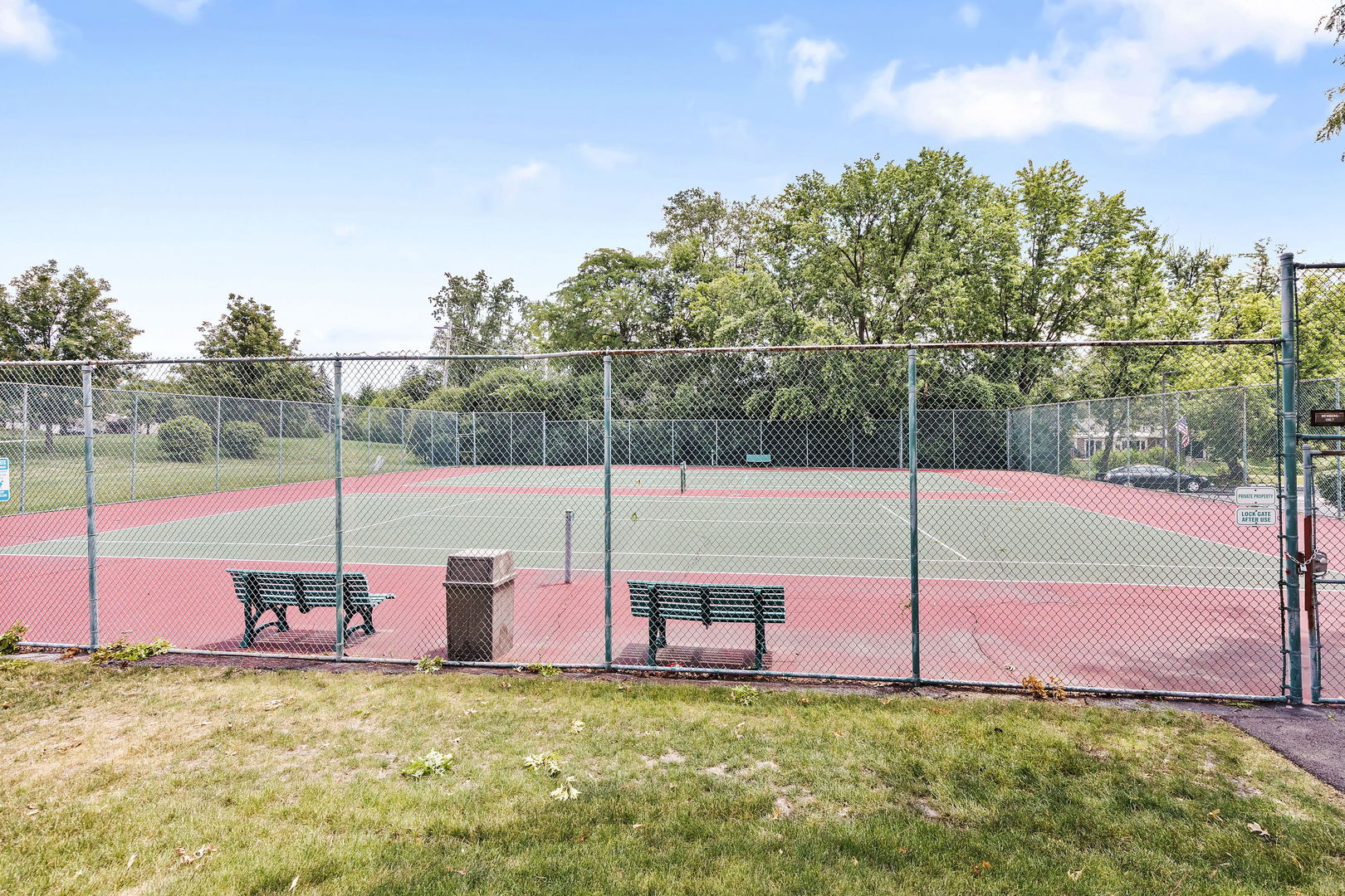 129 Acacia Circle #106E, Indian Head Park, IL 60525