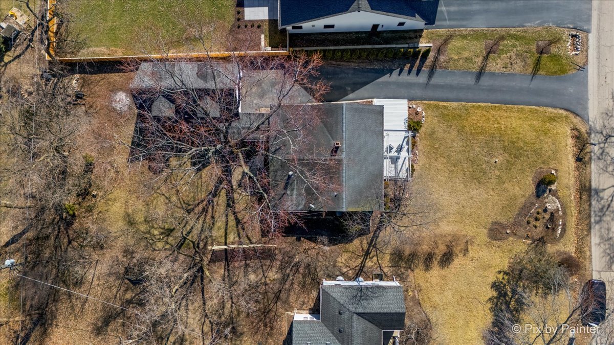 917 S Grove Avenue, Barrington, IL 60010