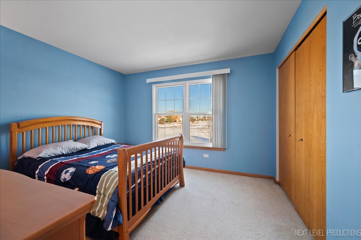 1910 Crestview Drive, Plainfield, IL 60586