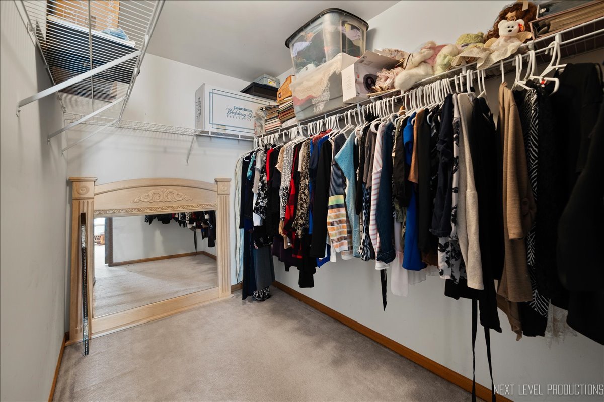 1910 Crestview Drive, Plainfield, IL 60586