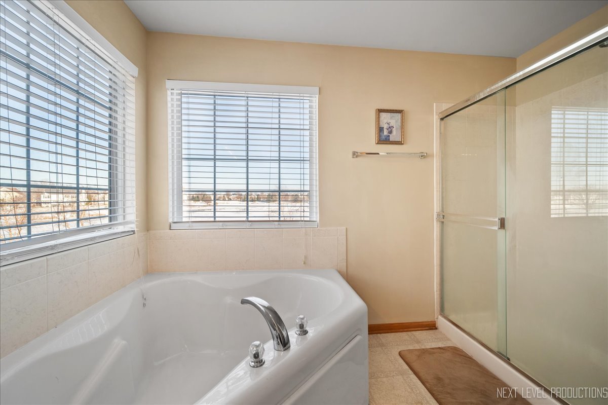 1910 Crestview Drive, Plainfield, IL 60586