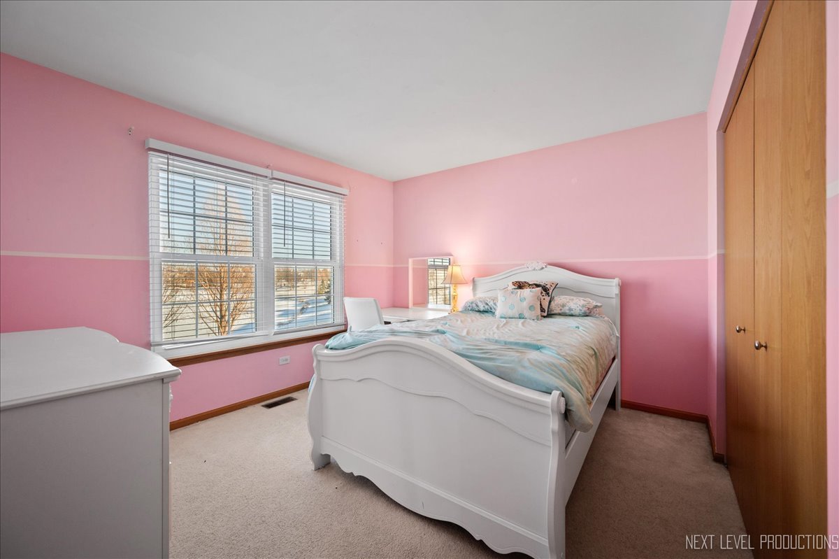 1910 Crestview Drive, Plainfield, IL 60586