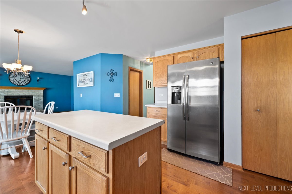 1910 Crestview Drive, Plainfield, IL 60586