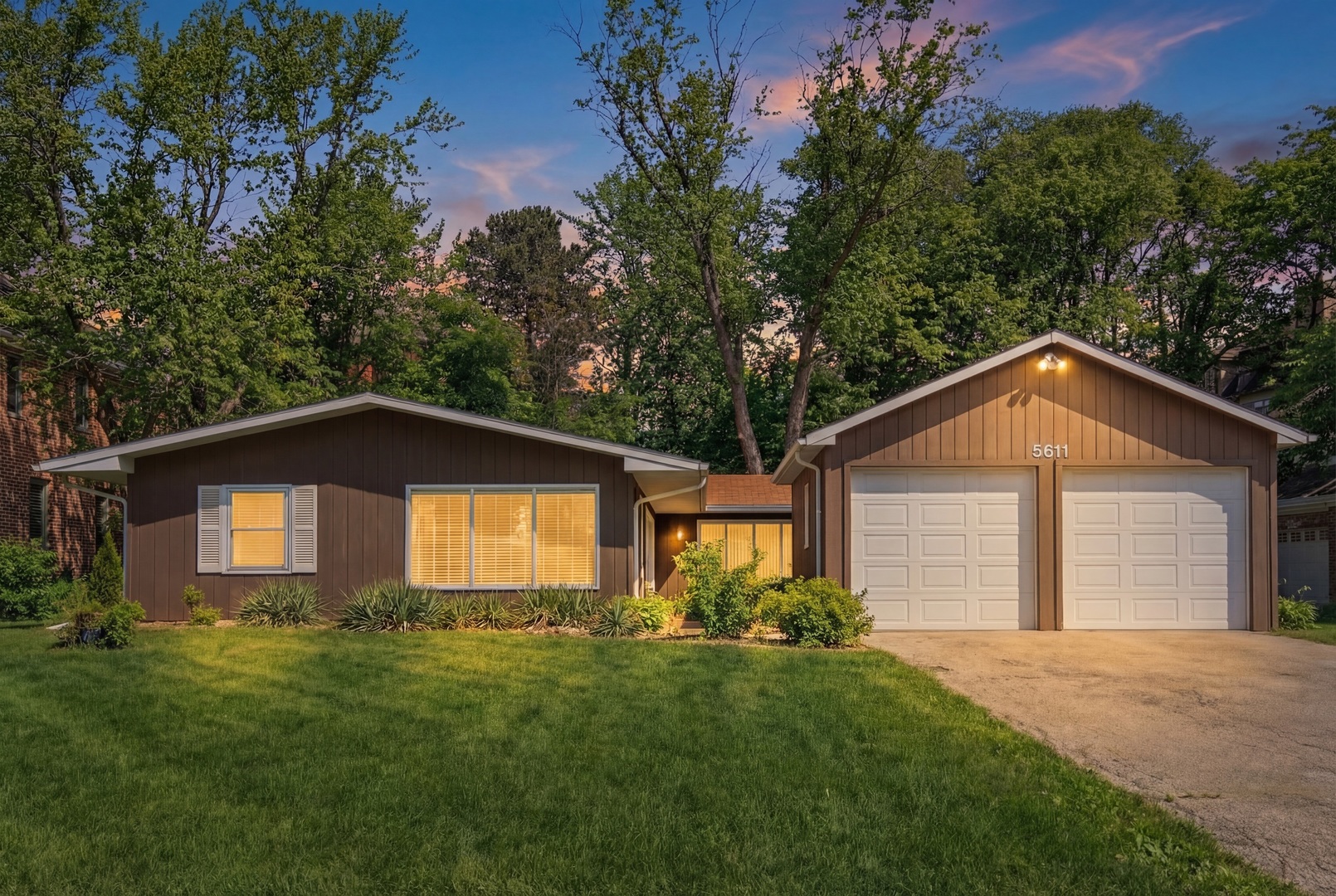 5611 S Quincy Street, Hinsdale, IL 60521