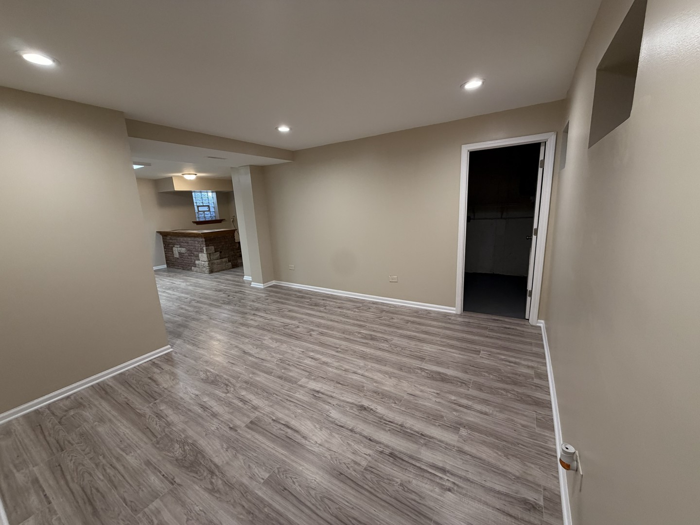 5583 CARMEL Drive, Hanover Park, IL 60133