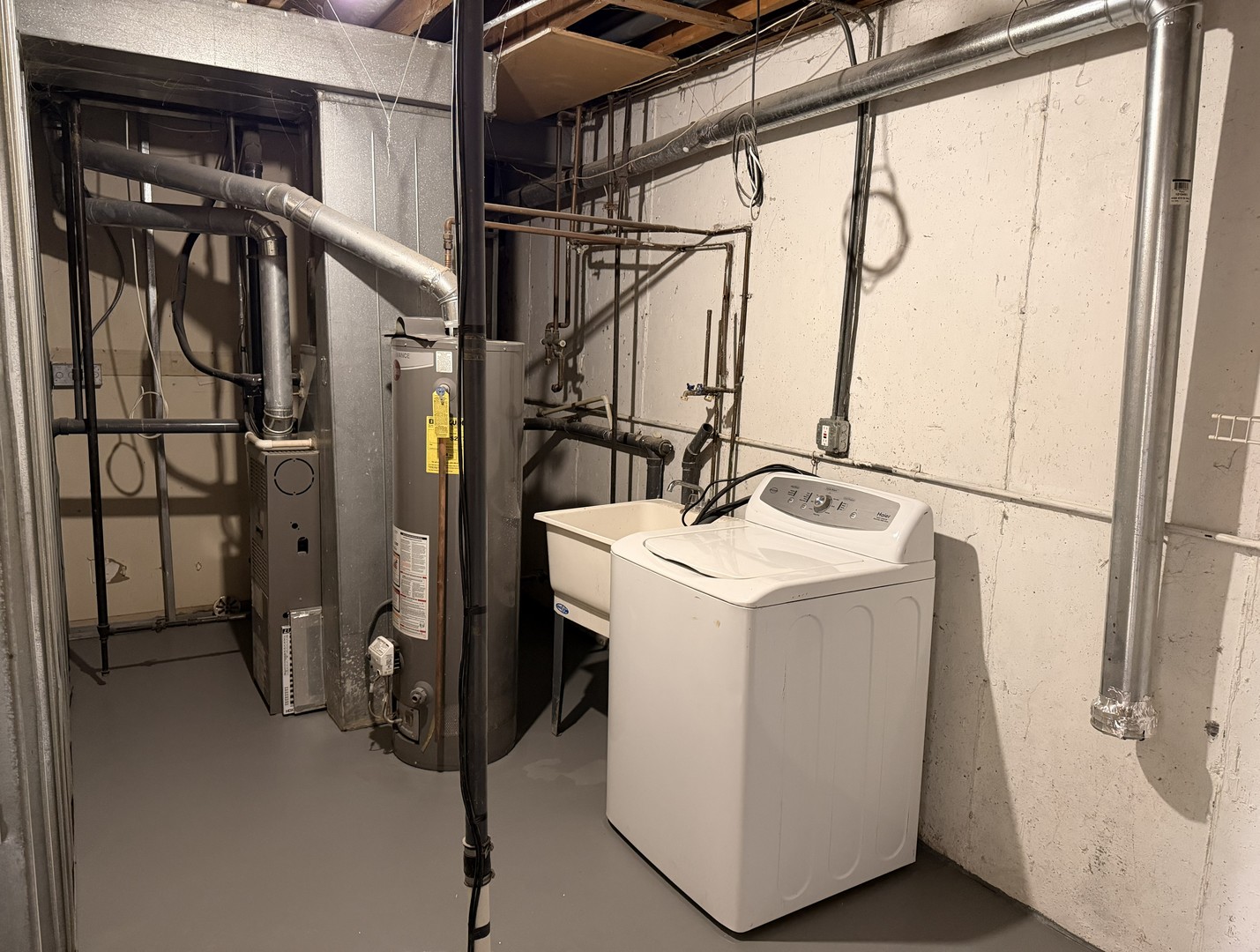 5583 CARMEL Drive, Hanover Park, IL 60133