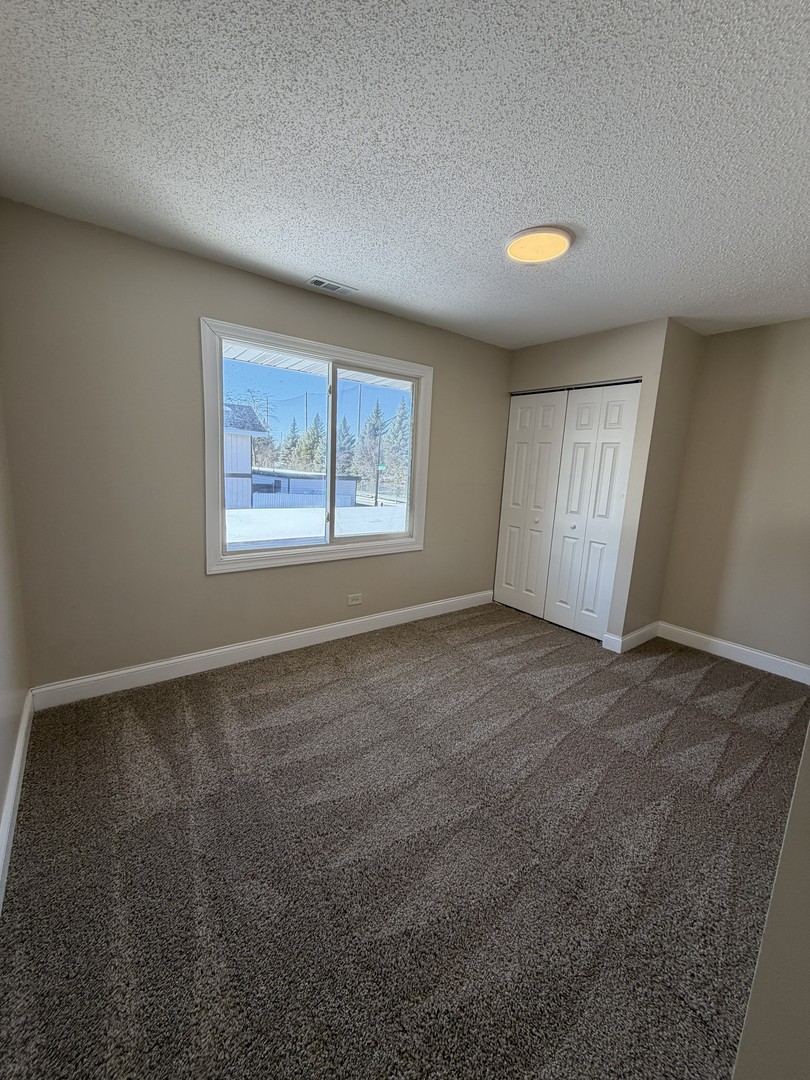 5583 CARMEL Drive, Hanover Park, IL 60133