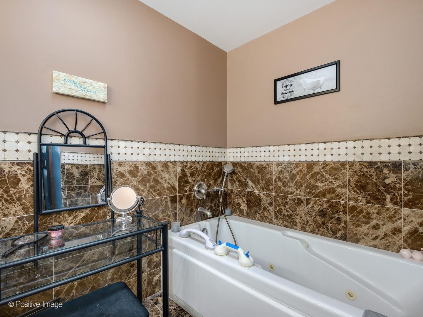 13 Iliad Drive, Tinley Park, IL 60477