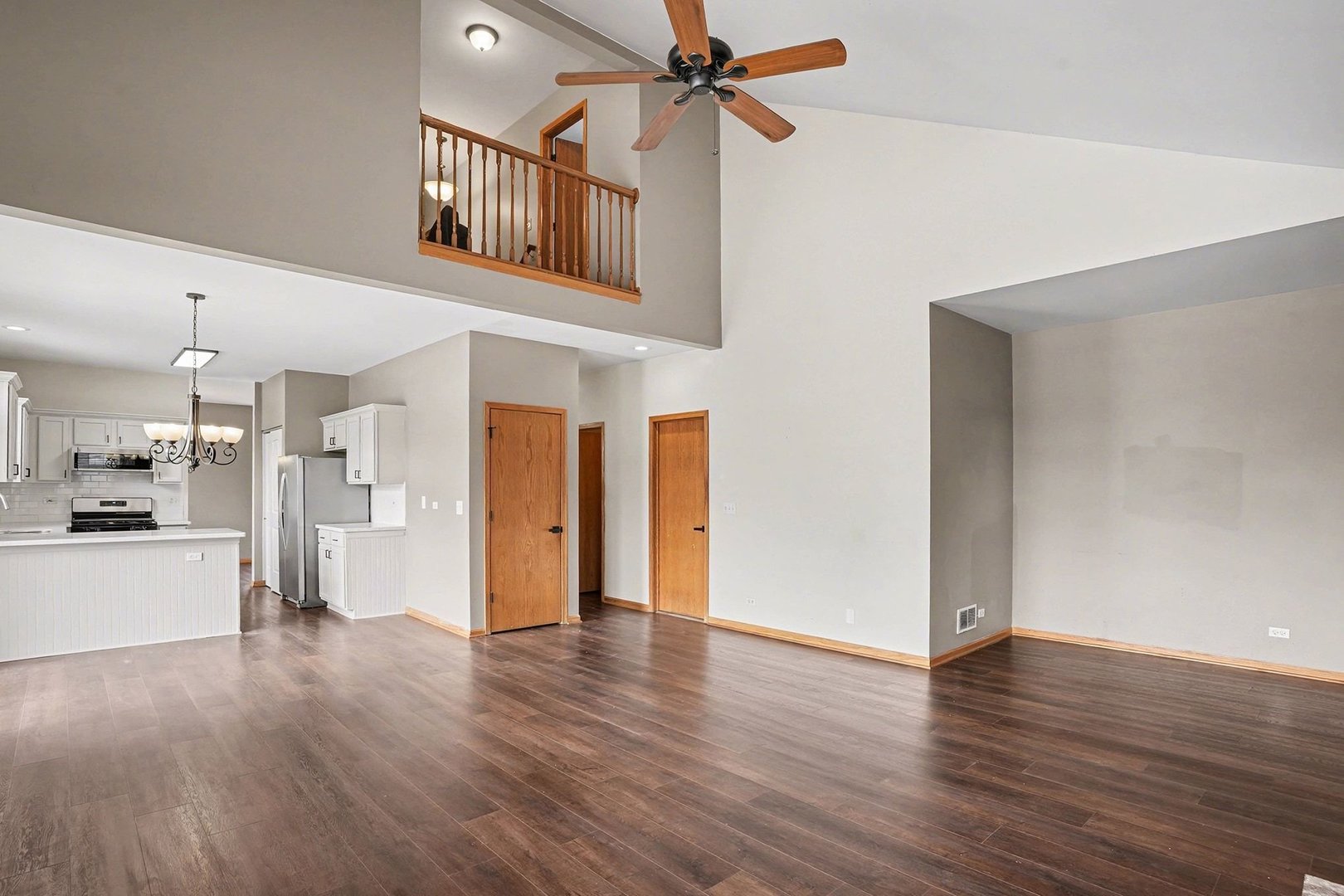 541 Wingpointe Drive, Aurora, IL 60506