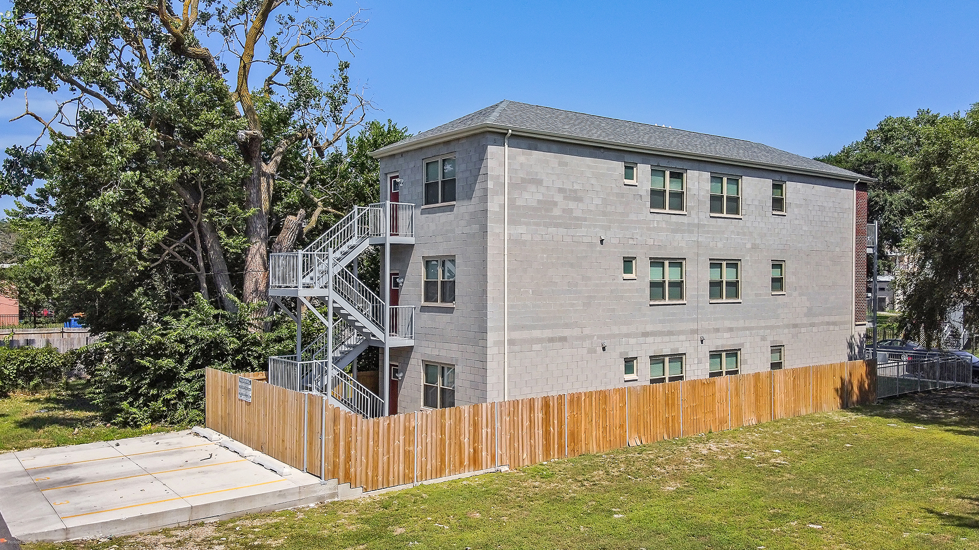 4552 S Evans Avenue #2, Chicago, IL 60653