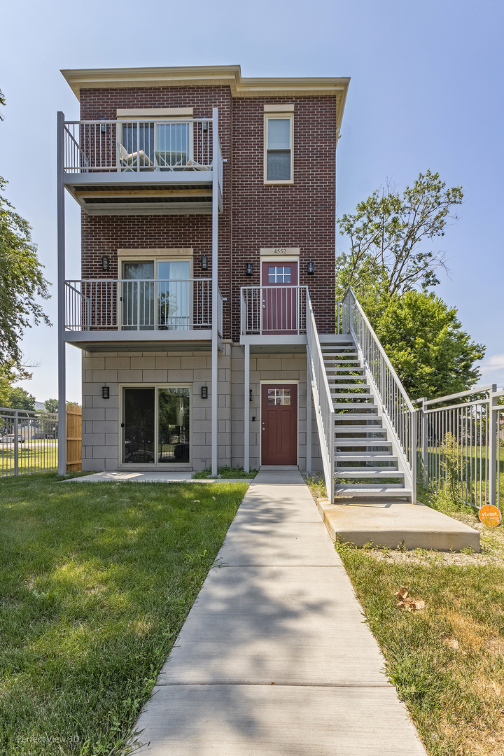 4552 S Evans Avenue #2, Chicago, IL 60653