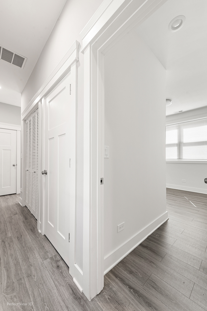 4552 S Evans Avenue #2, Chicago, IL 60653