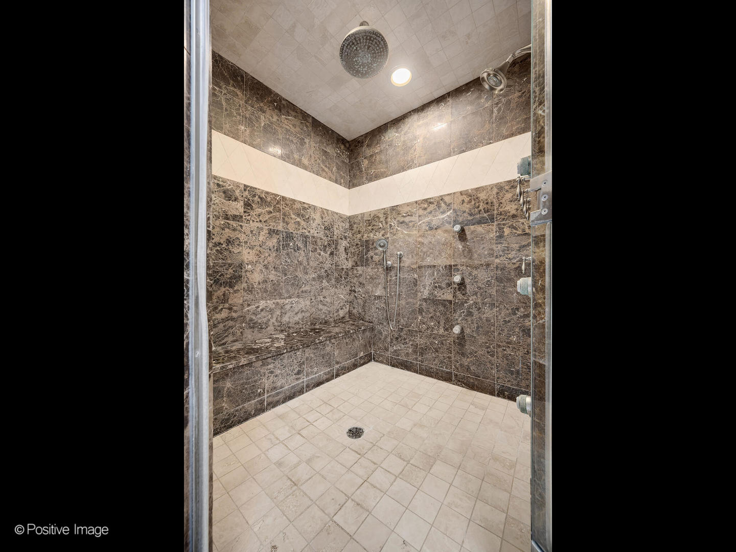 1218 Hawthorne Court, Hinsdale, IL 60521