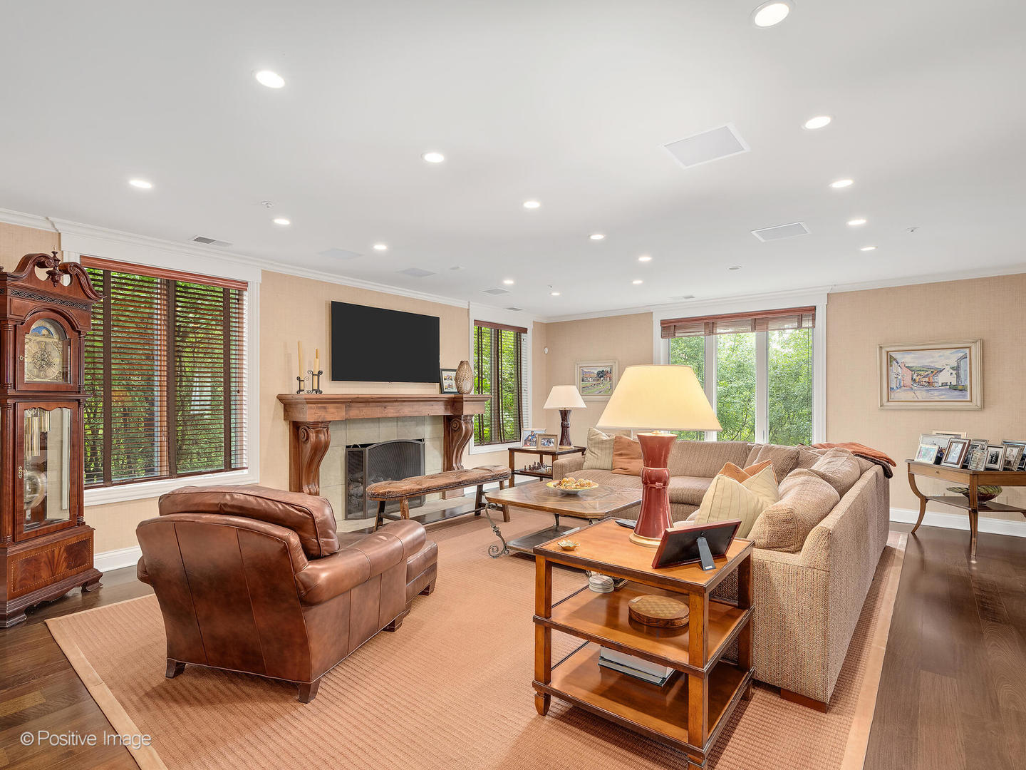 1218 Hawthorne Court, Hinsdale, IL 60521