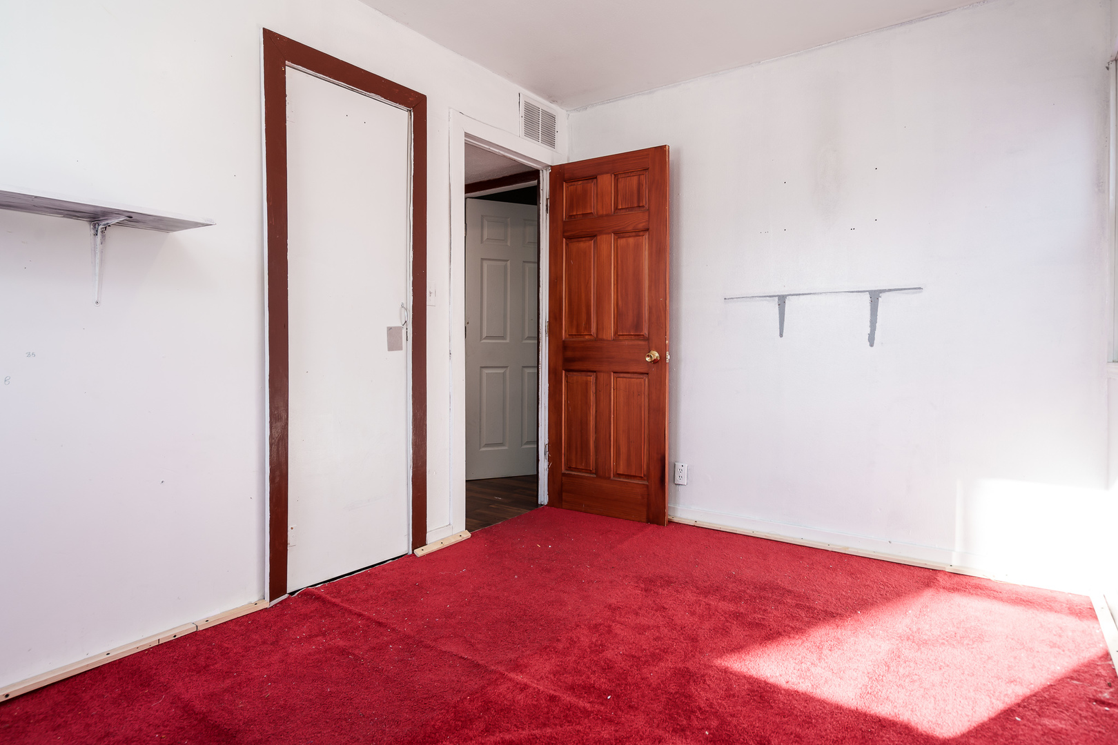 2004 Sauber Avenue, Rockford, IL 61103