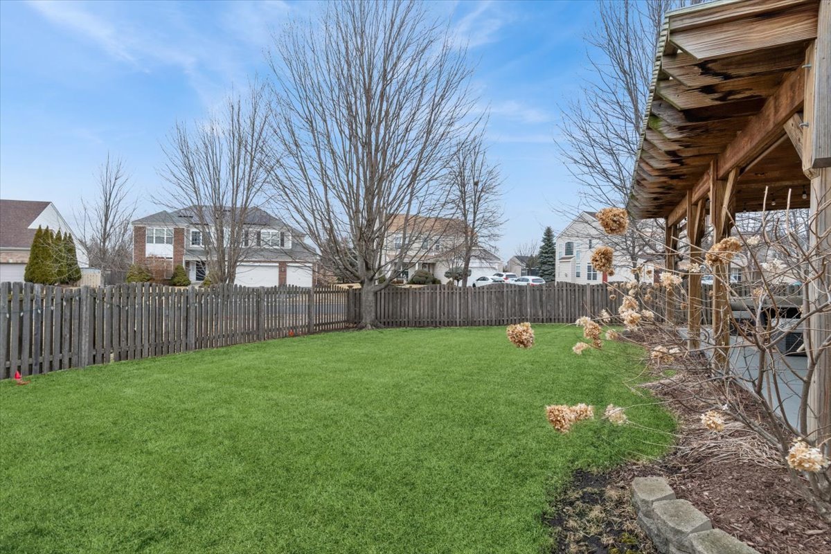 1568 Woodland Lane, Bolingbrook, IL 60490