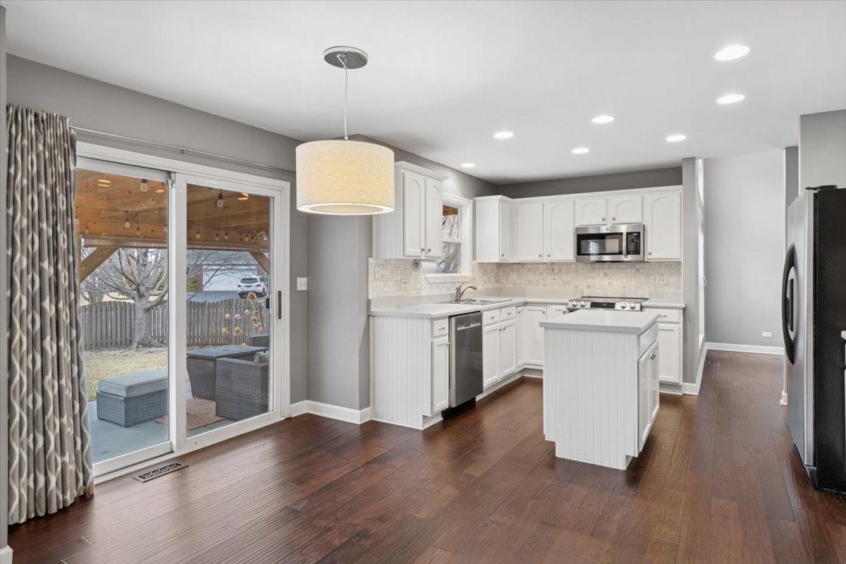 1568 Woodland Lane, Bolingbrook, IL 60490