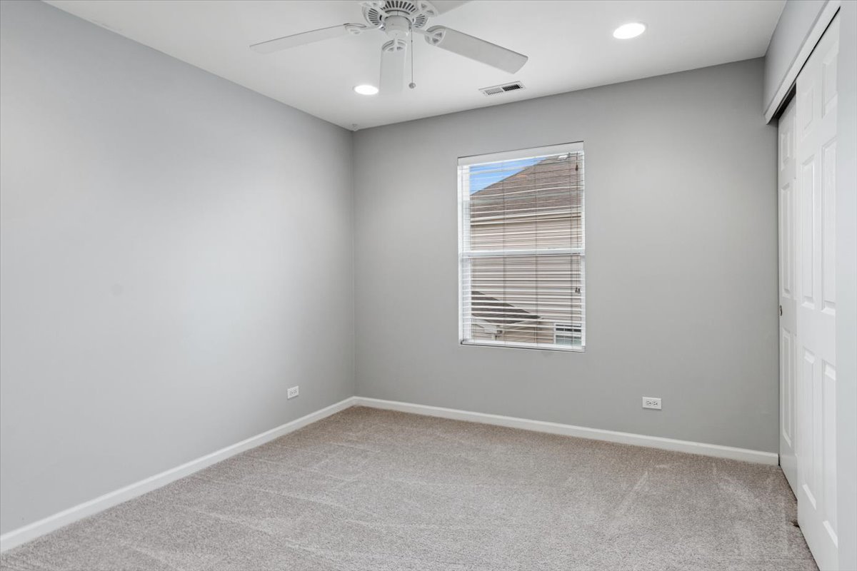 1568 Woodland Lane, Bolingbrook, IL 60490