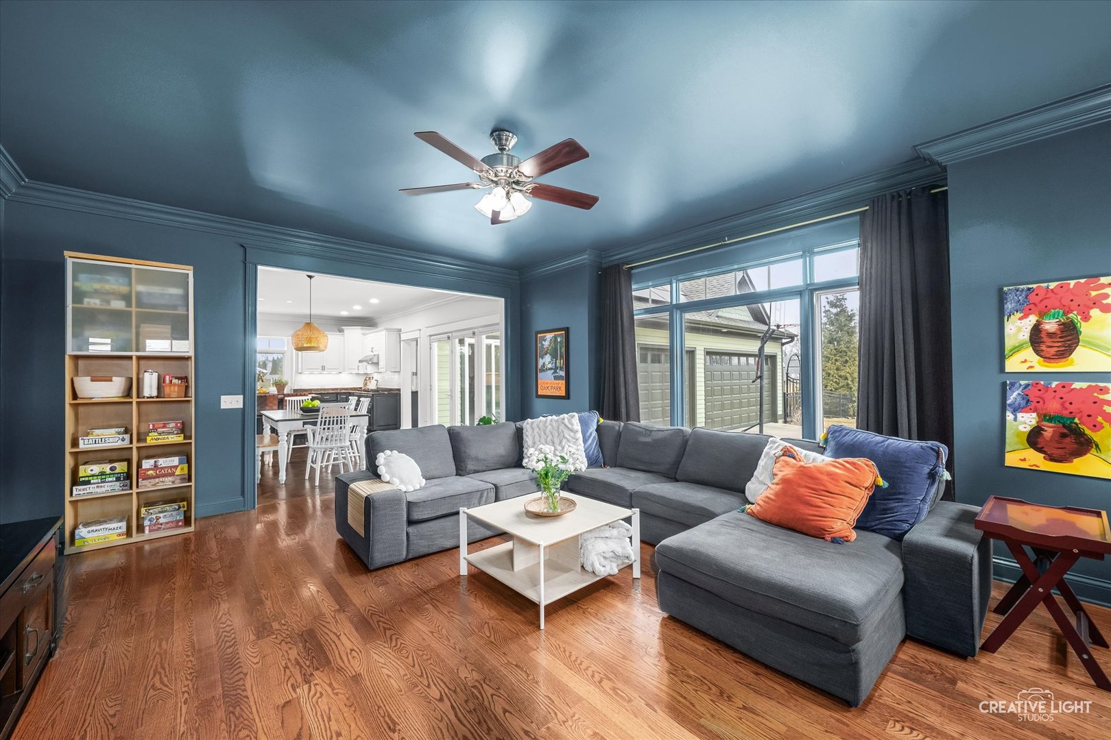 216 S Whispering Hills Drive, Naperville, IL 60540