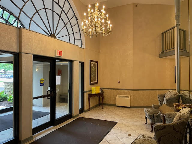 511 Aurora Avenue #620, Naperville, IL 60540