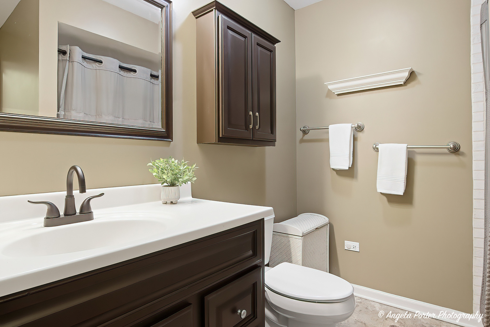 4833 Eastwood Court, Waukegan, IL 60087