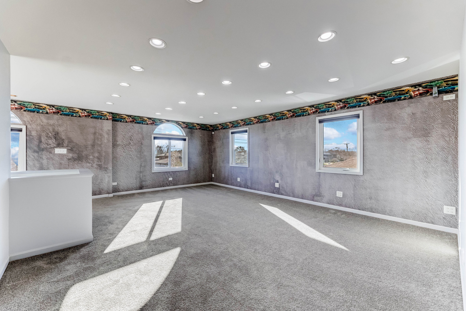 7806 W 83rd Street, Bridgeview, IL 60455