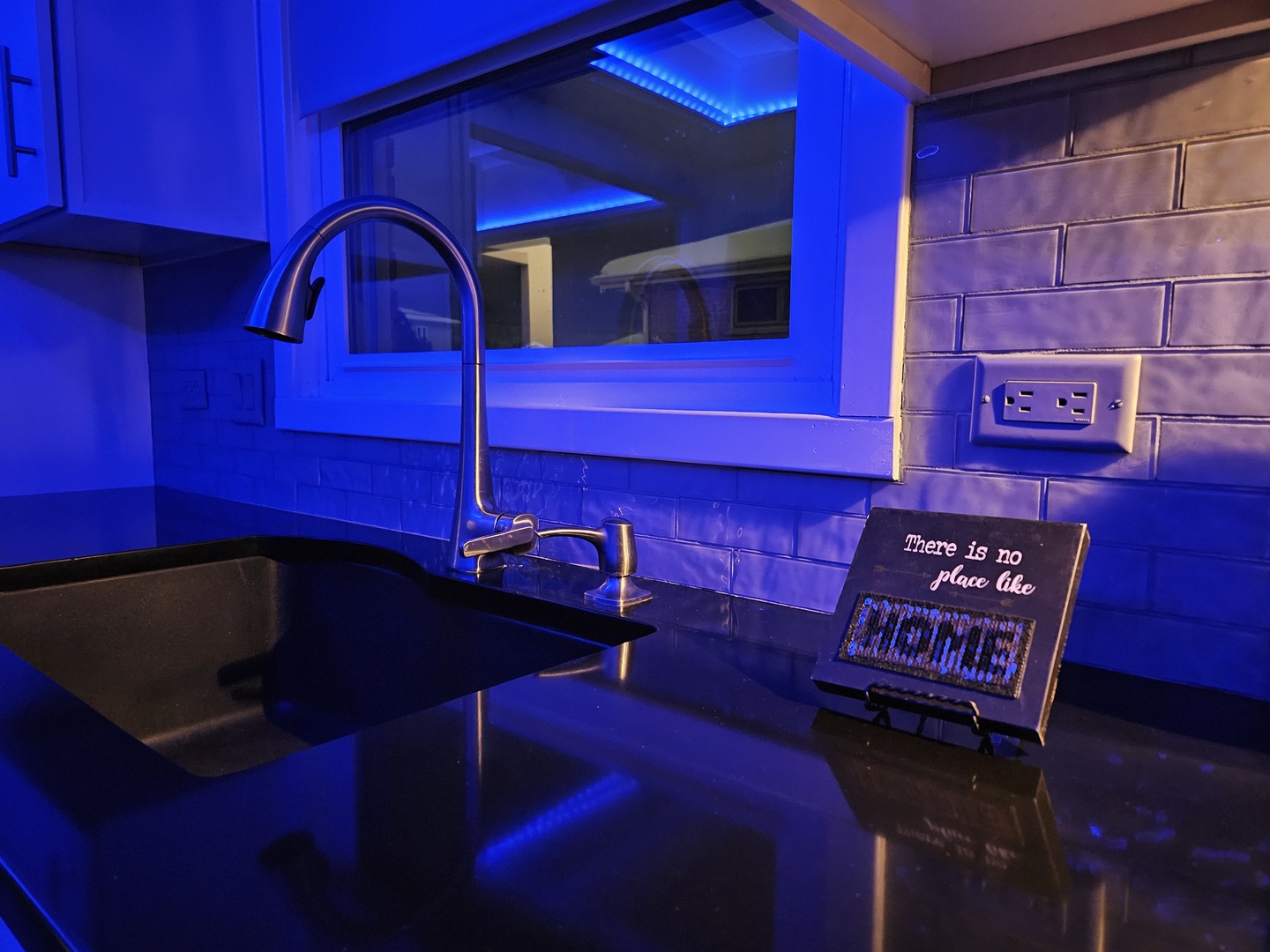 7806 W 83rd Street, Bridgeview, IL 60455