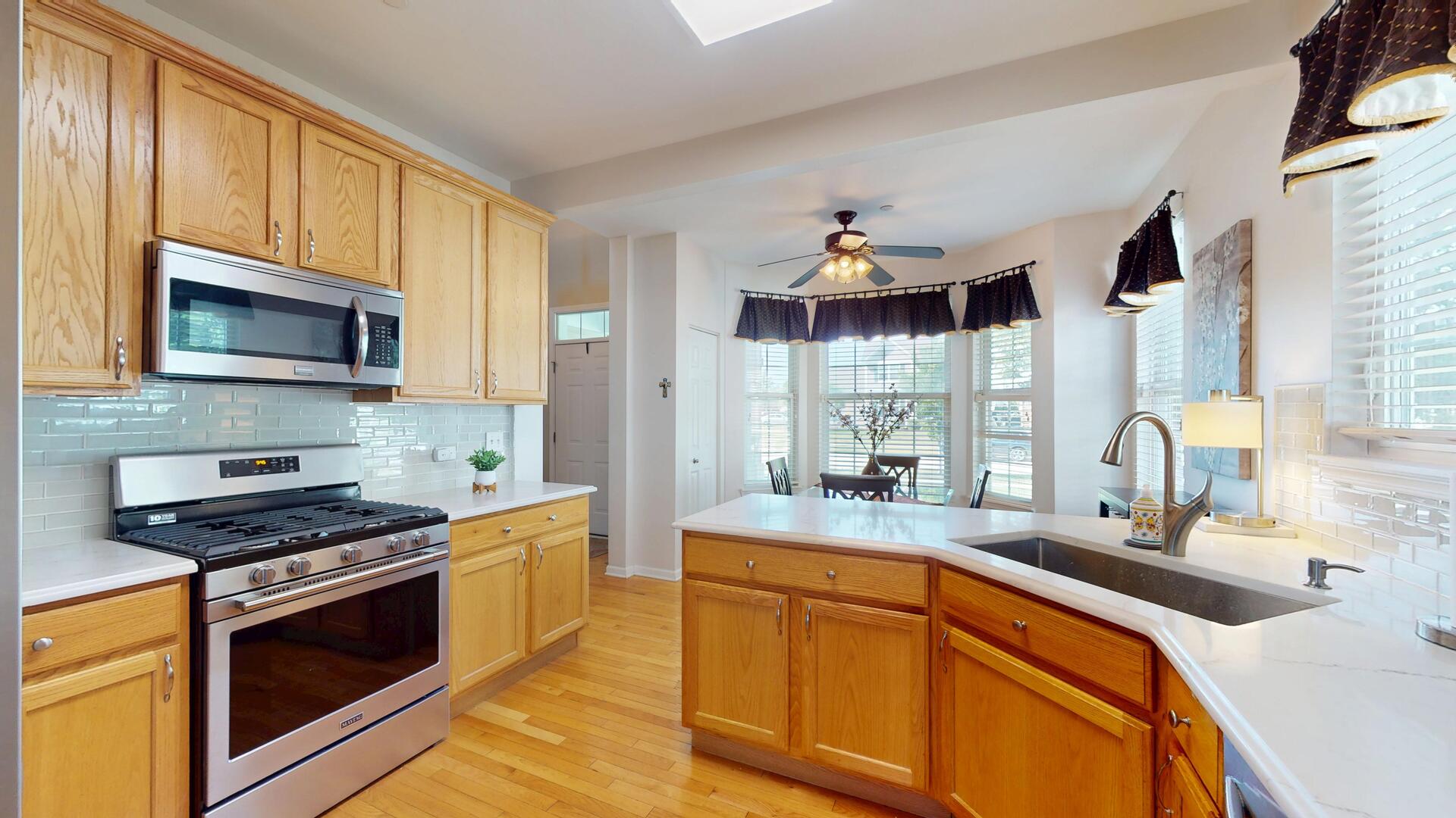 1147 Hampton Lane, Yorkville, IL 60560