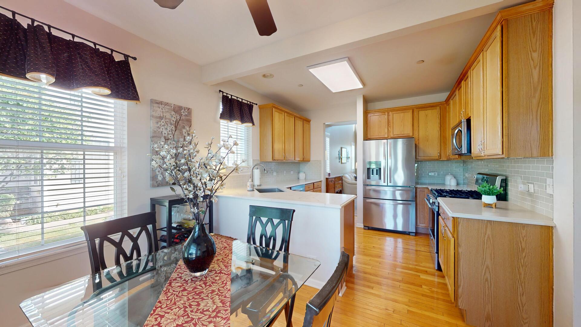 1147 Hampton Lane, Yorkville, IL 60560