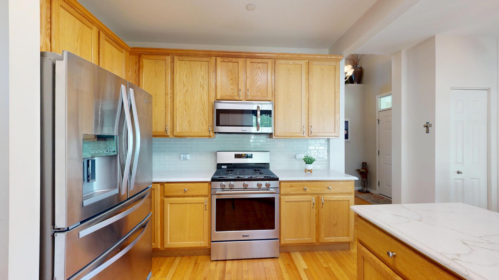 1147 Hampton Lane, Yorkville, IL 60560