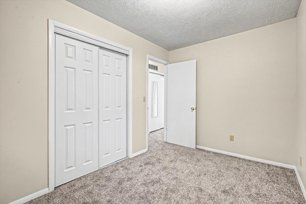 903 N Linden Street #18, Normal, IL 61761