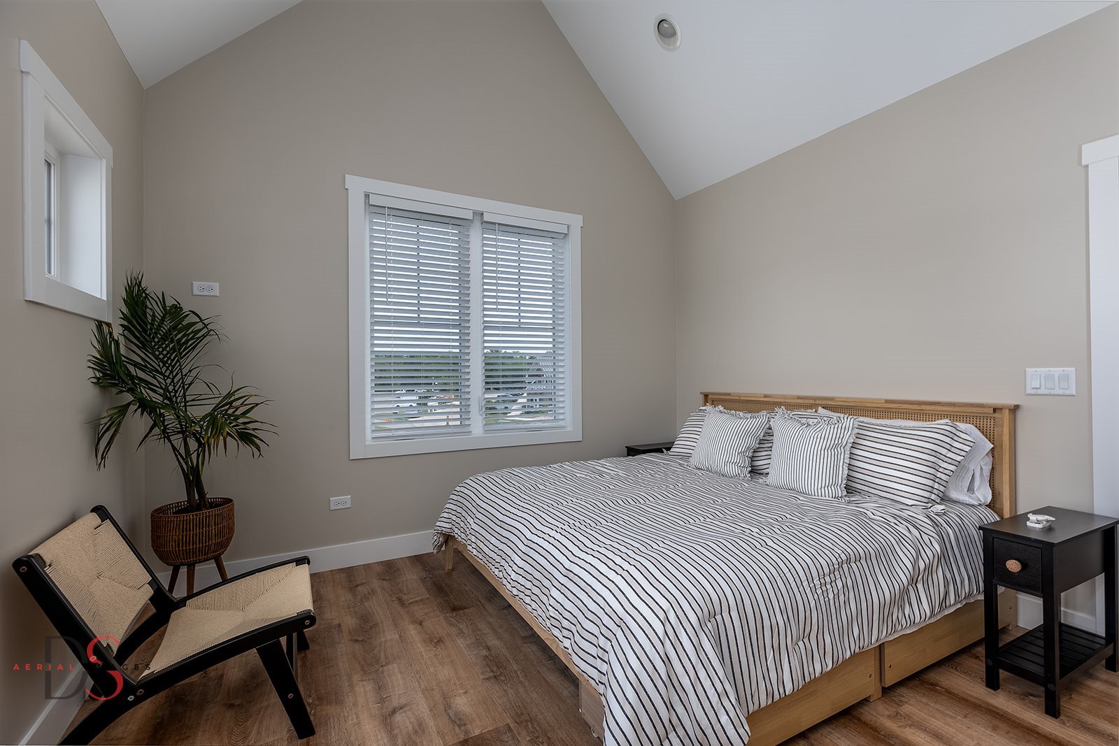 208 Leeward Way, Ottawa, IL 61350