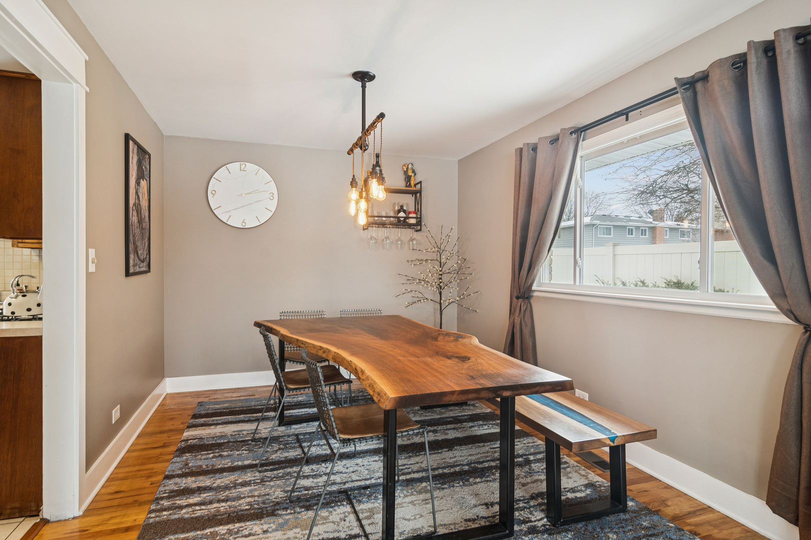 521 E Balsam Lane, Palatine, IL 60074