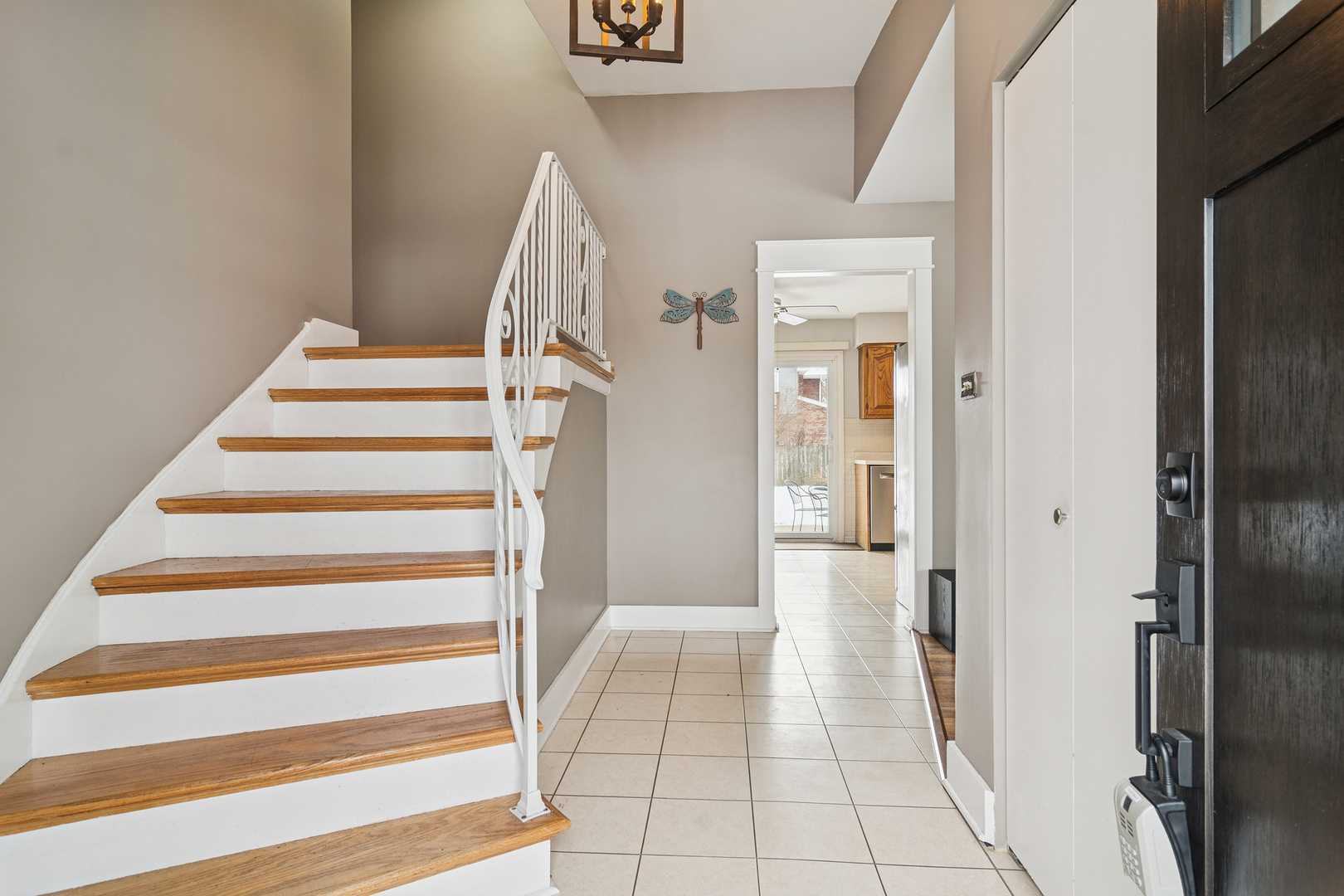 521 E Balsam Lane, Palatine, IL 60074