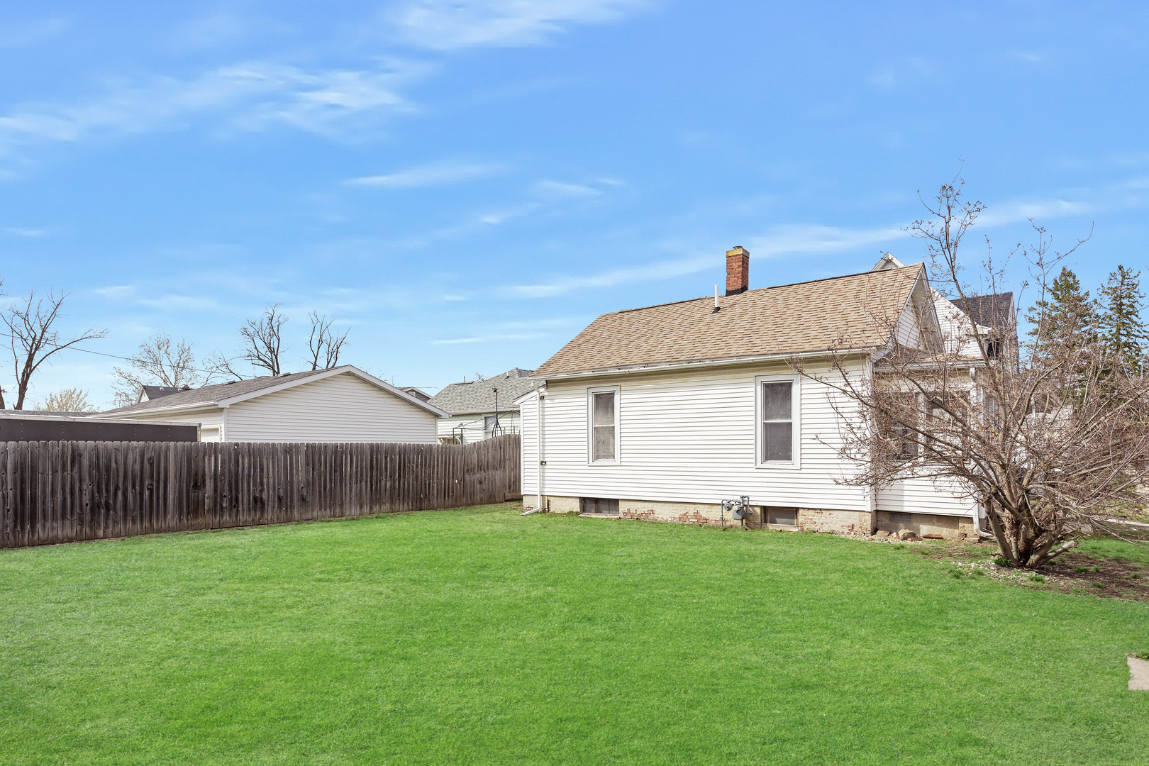 910 N Mason Street, Bloomington, IL 61701