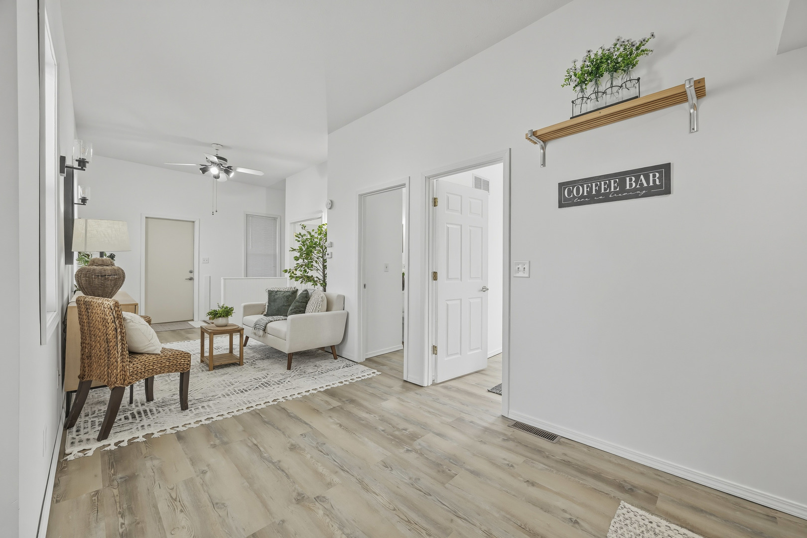 910 N Mason Street, Bloomington, IL 61701