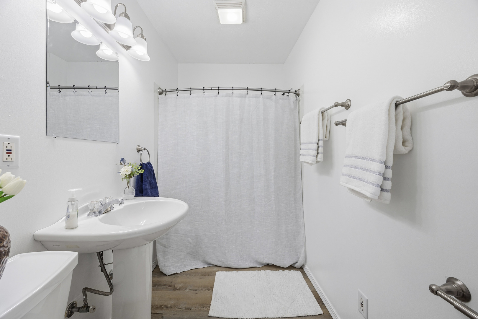 910 N Mason Street, Bloomington, IL 61701