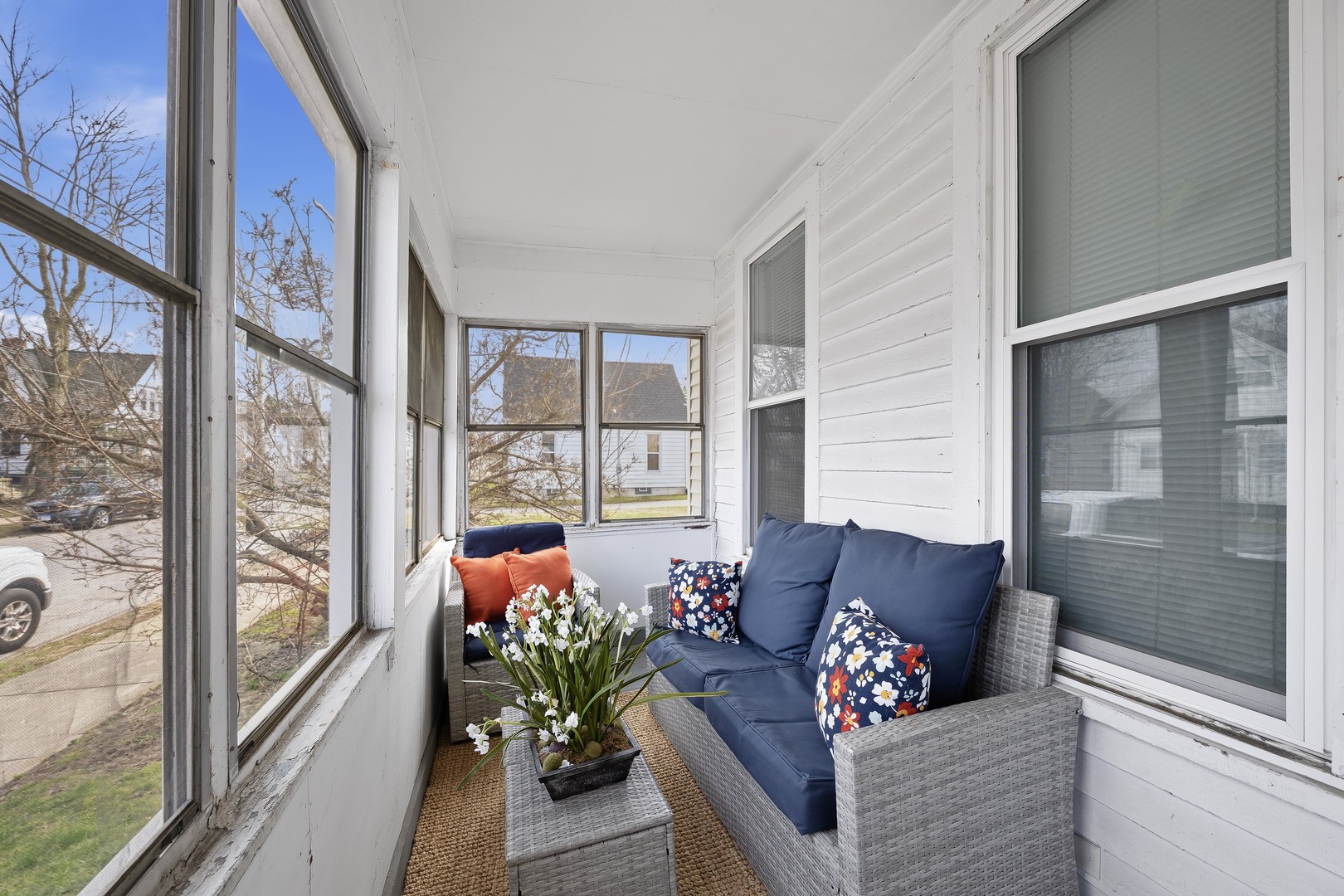 910 N Mason Street, Bloomington, IL 61701