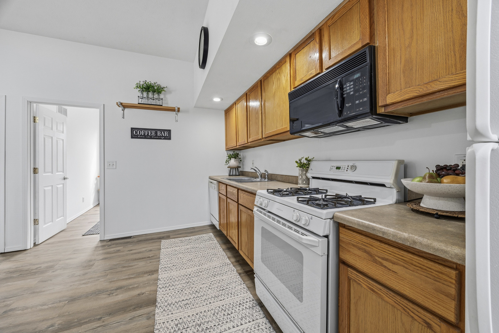 910 N Mason Street, Bloomington, IL 61701